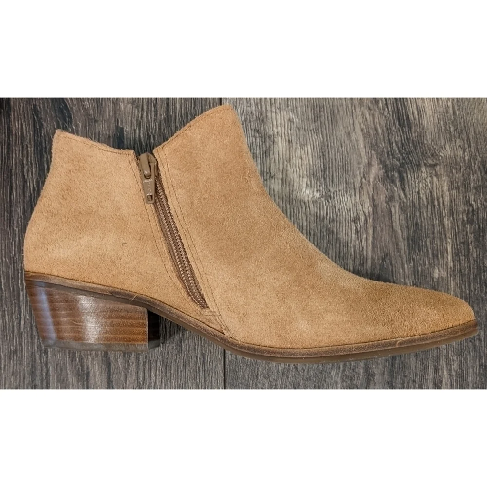 Jack Rogers Peyton Tan Suede Ankle Boots Size 8